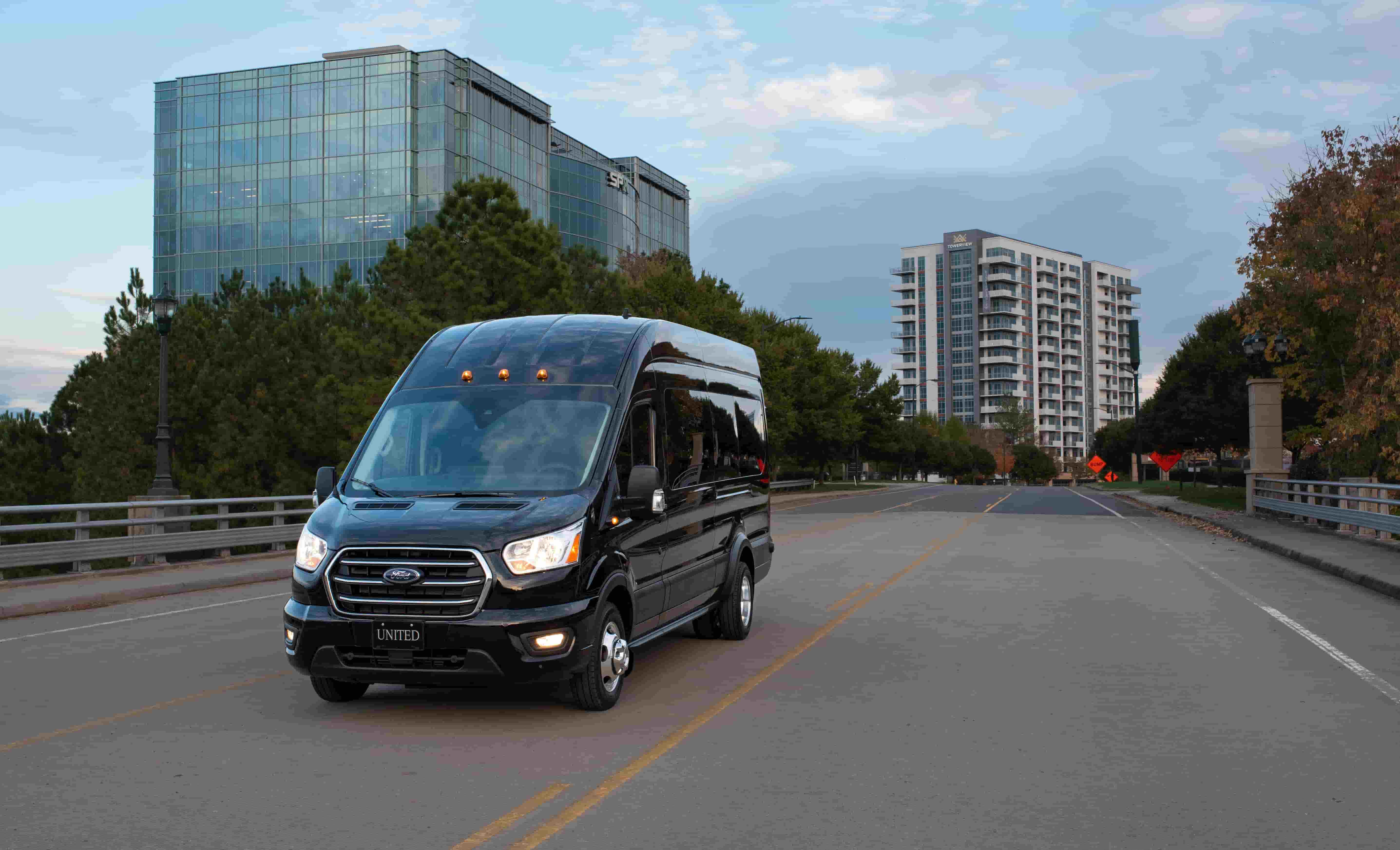 Transporte ejecutivo para equipos corporativos